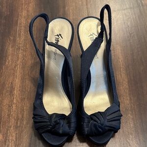 FIONI Dressy  Formal Navy Satin Peep-Toe Slingbacks Size 7